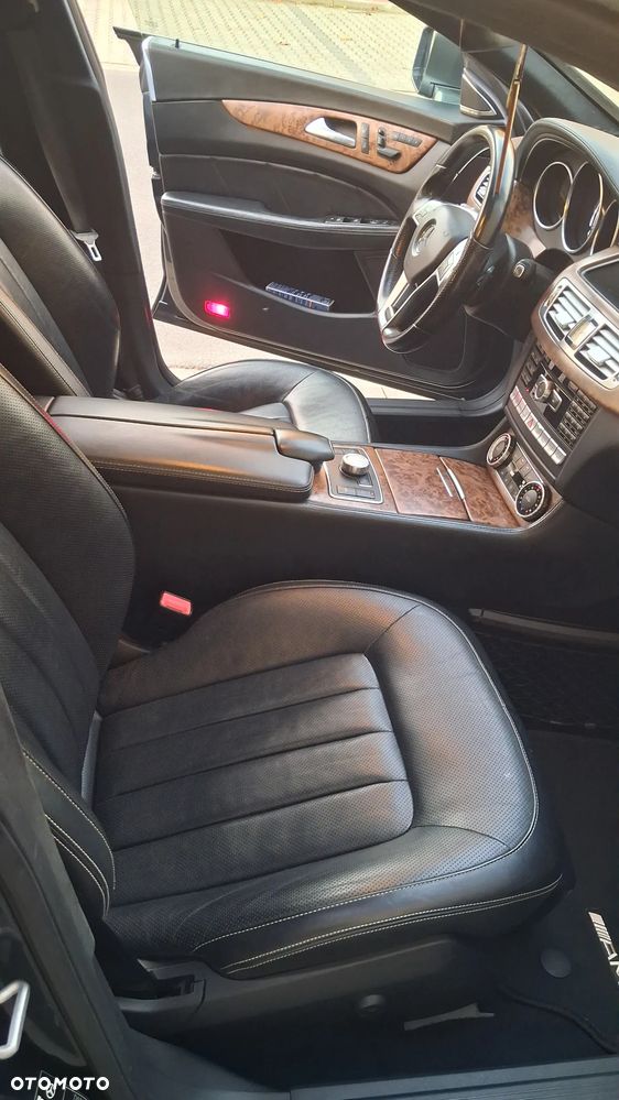 Mercedes-Benz CLS - 37