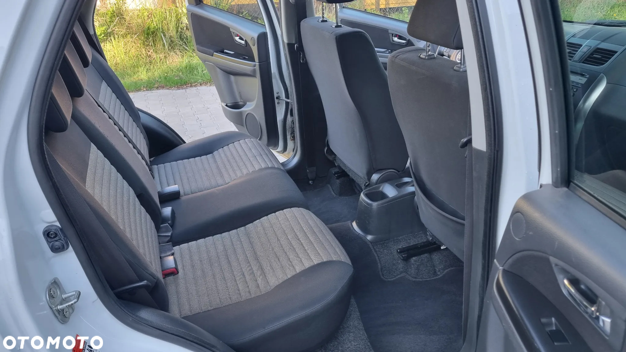 Fiat Sedici 2.0 Multijet DPF 4x4 Luxury - 8