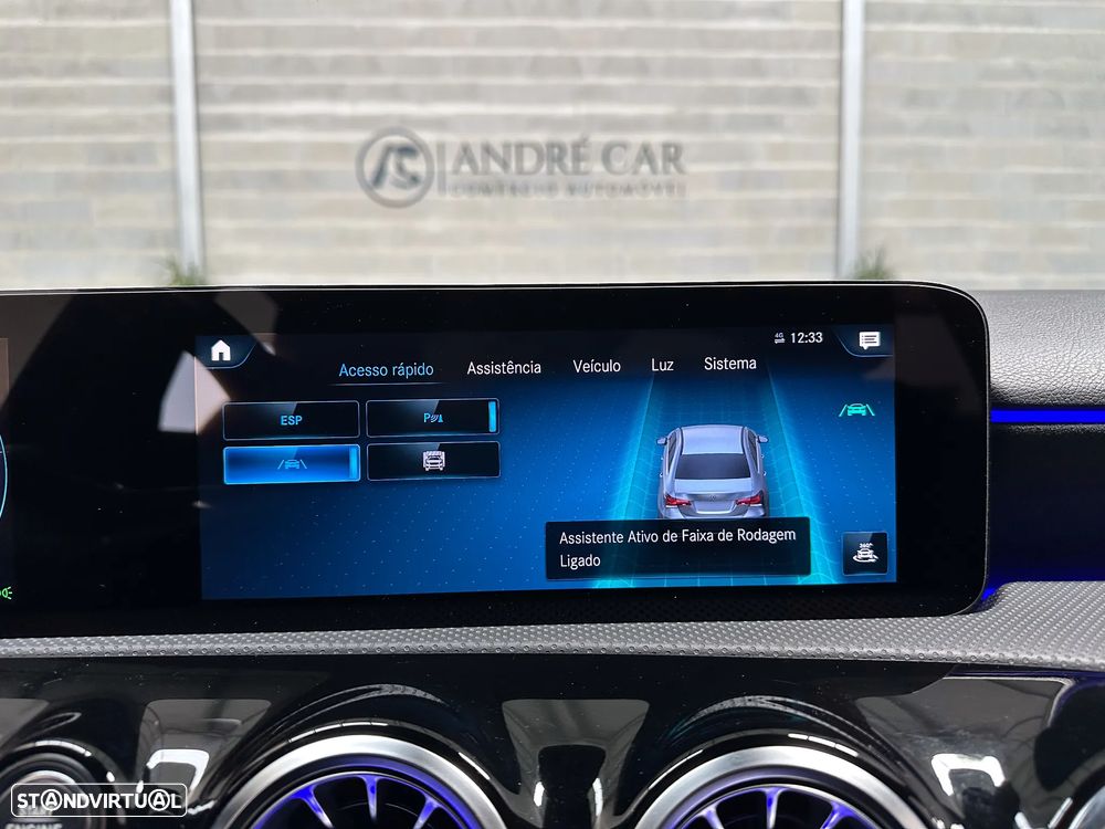 Mercedes-Benz A 250 Limousine e 8G-DCT AMG Line - 26