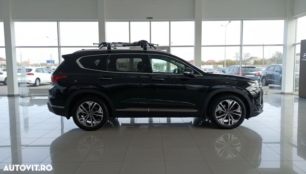 Hyundai Santa Fe 2.2 CRDi 4WD 8AT Luxury - 4