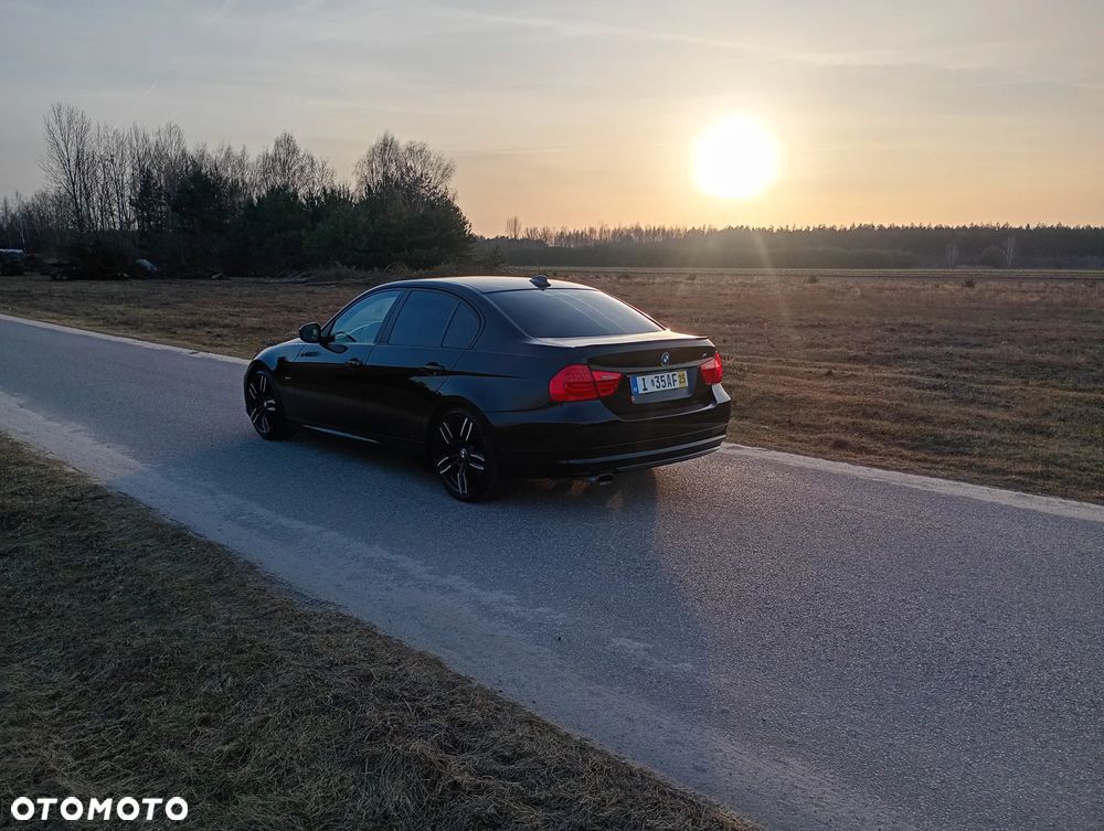 BMW Seria 3 320i Edition Exclusive - 9