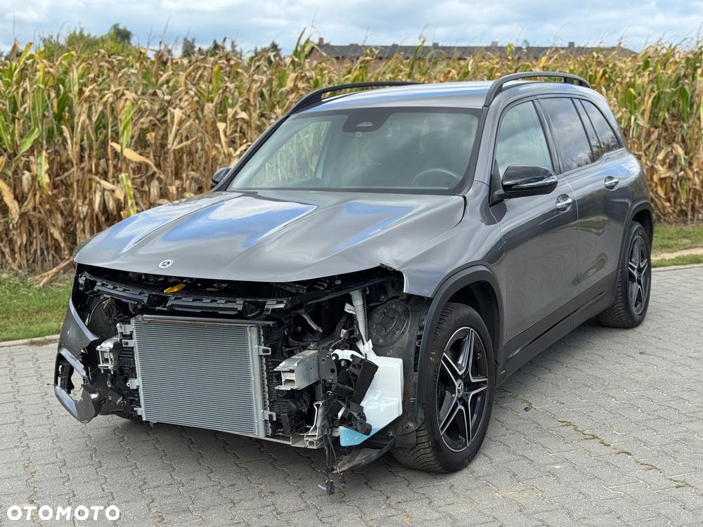 Mercedes-Benz GLB 200 d 4-Matic AMG Line 8G-DCT - 9