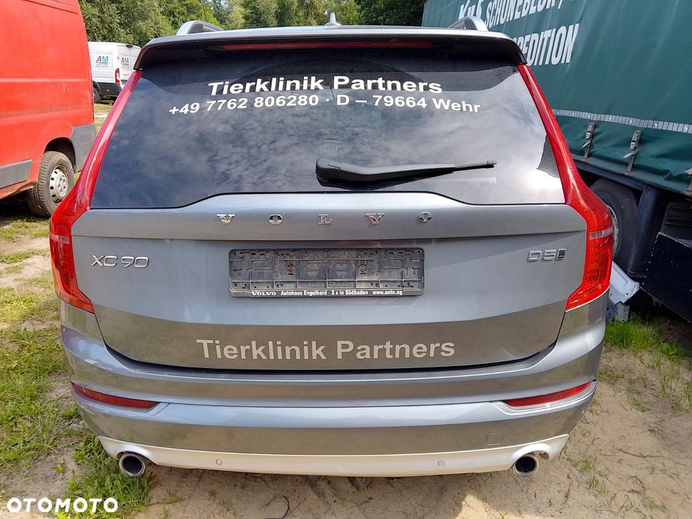 Volvo XC 90 D5 AWD Geartronic Momentum - 6