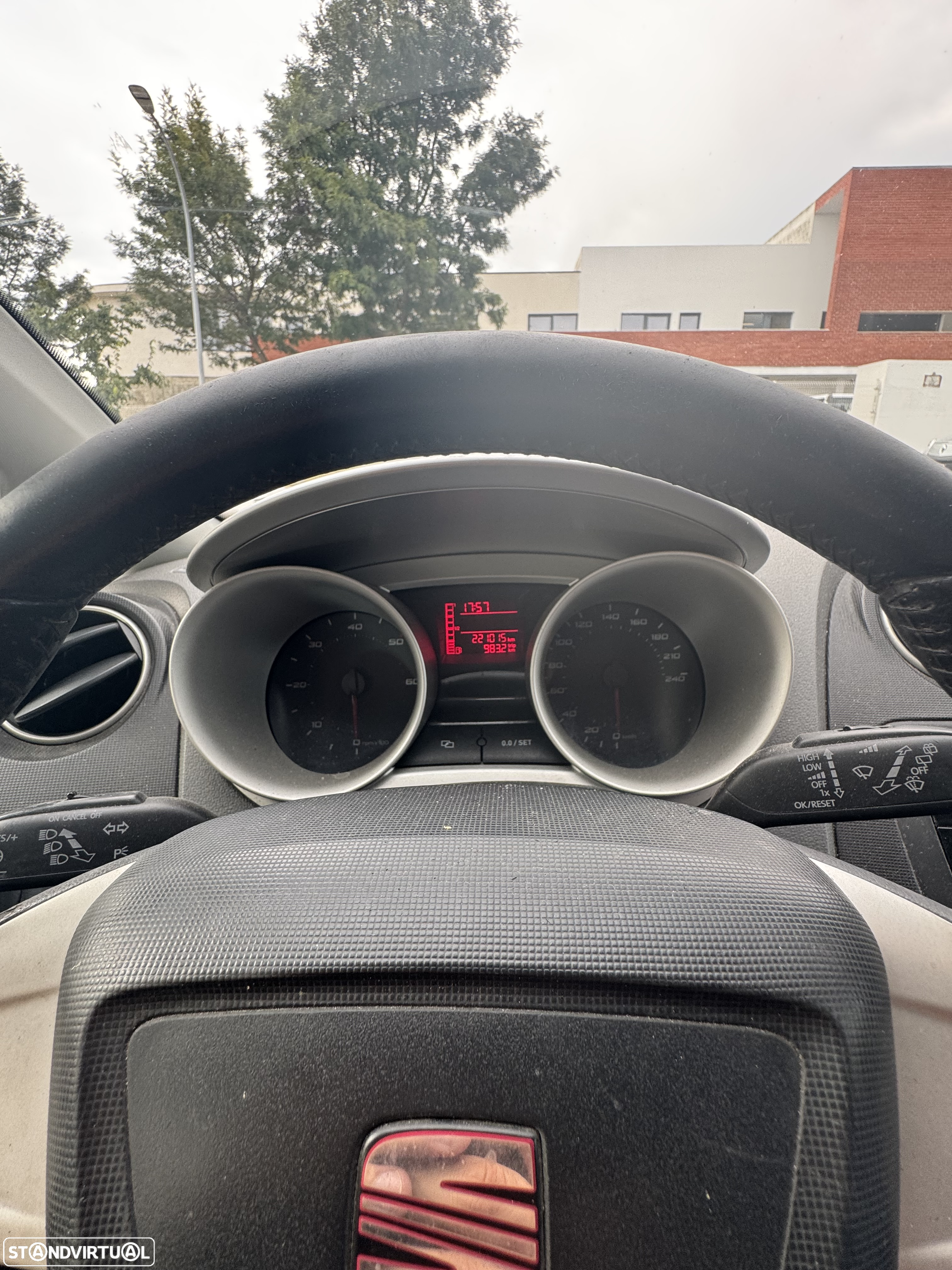 SEAT Ibiza ST 1.6 TDI Style DPF - 8