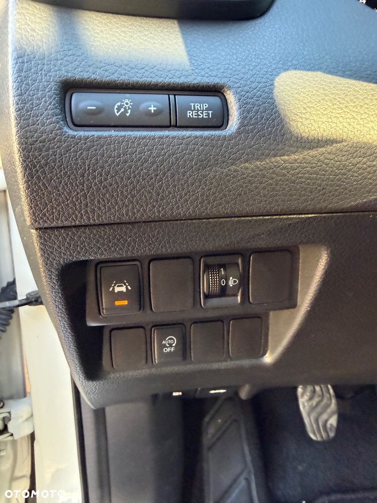Nissan Qashqai - 23