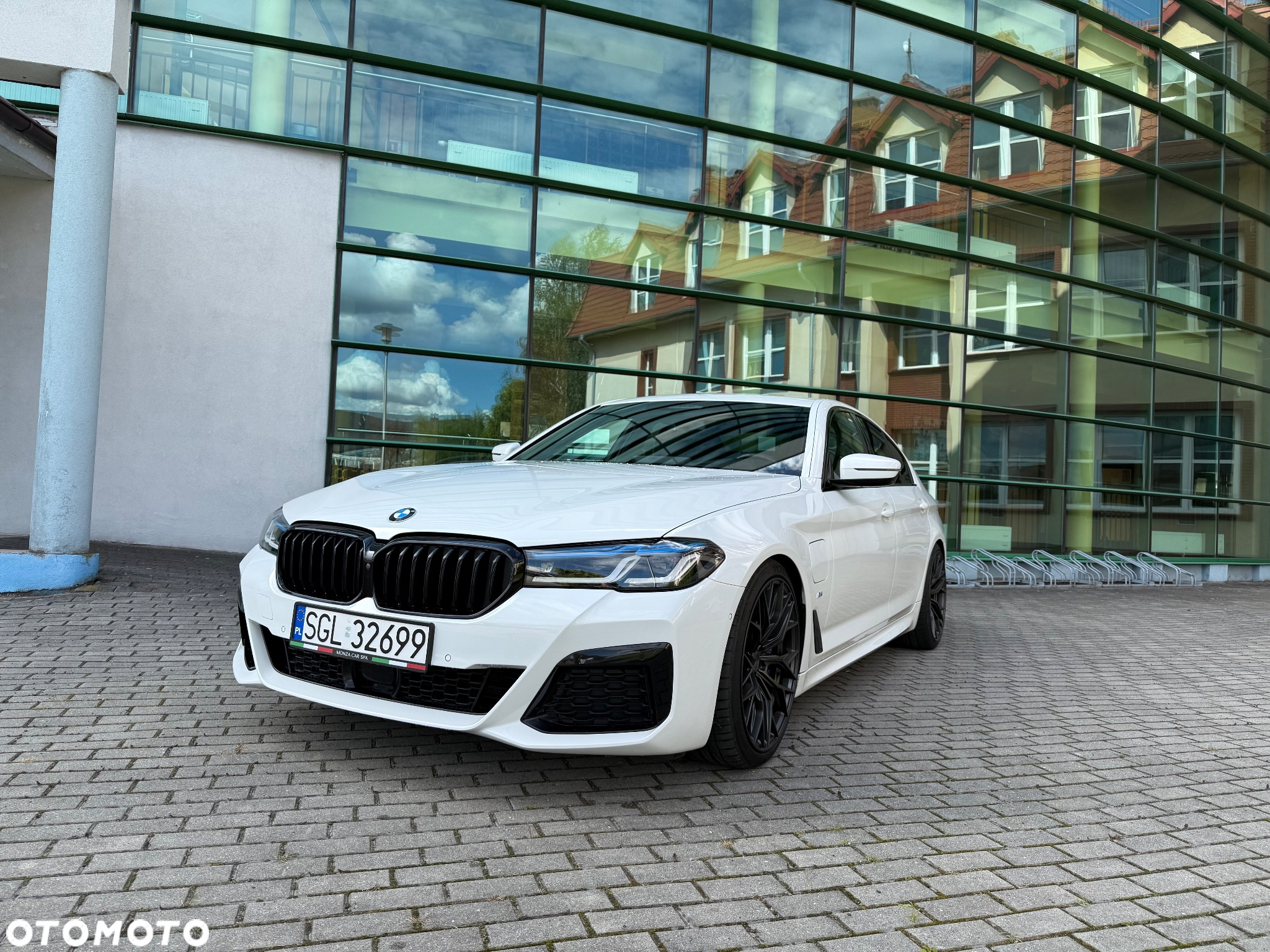 BMW Seria 5 545e xDrive M Sport sport - 4