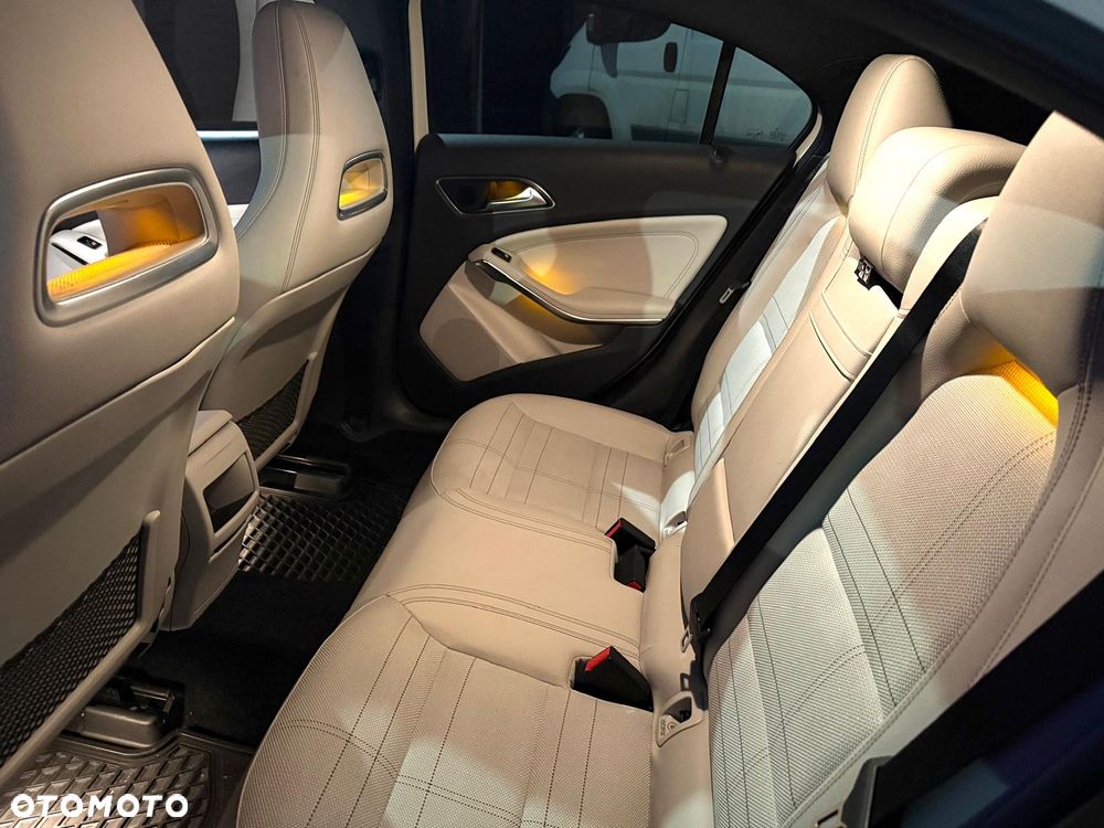 Mercedes-Benz Klasa A - 32