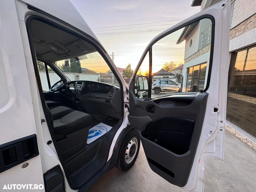 Iveco DAILY 35S15 - 7