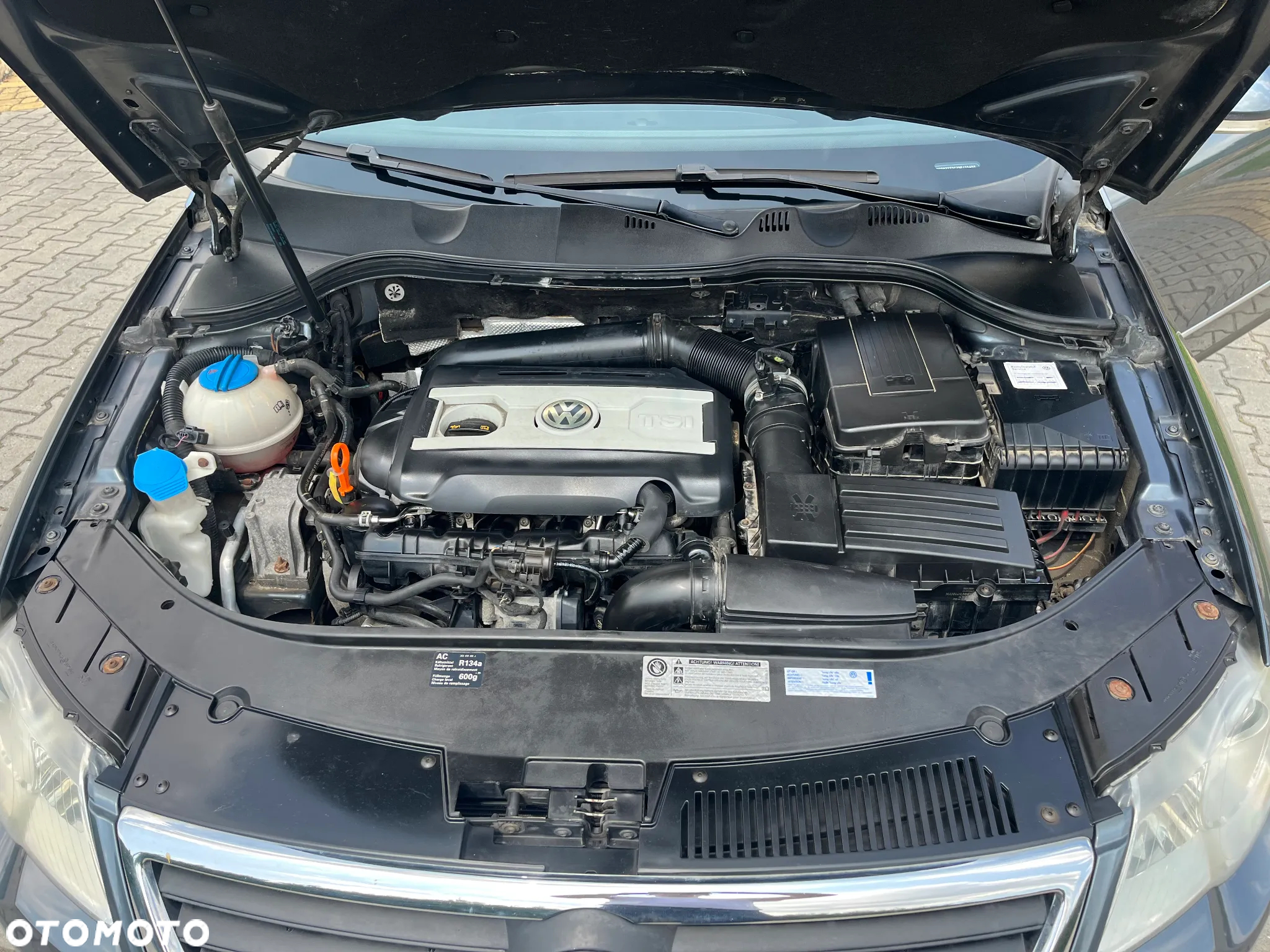 Volkswagen Passat Variant 1.8 TSI Highline - 22