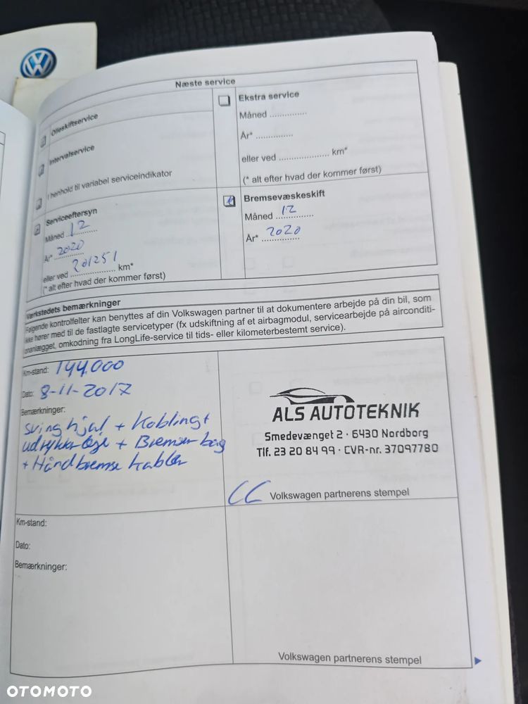Volkswagen Amarok - 25