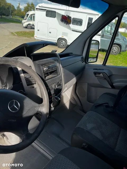 Mercedes-Benz Sprinter - 17