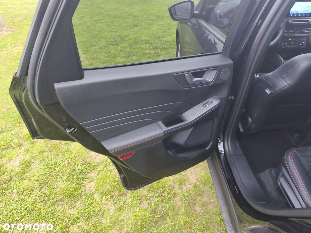 Ford Kuga 2.0 TDCi FWD ST-Line - 16