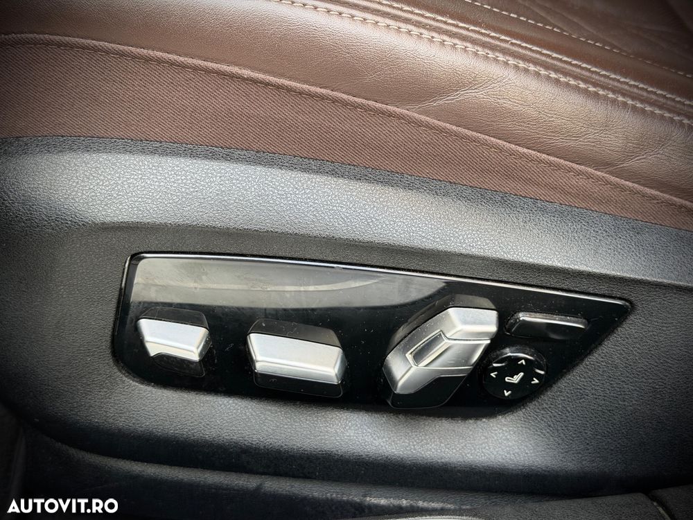 BMW Seria 7 730d BluePerformance Edition Exclusive - 31