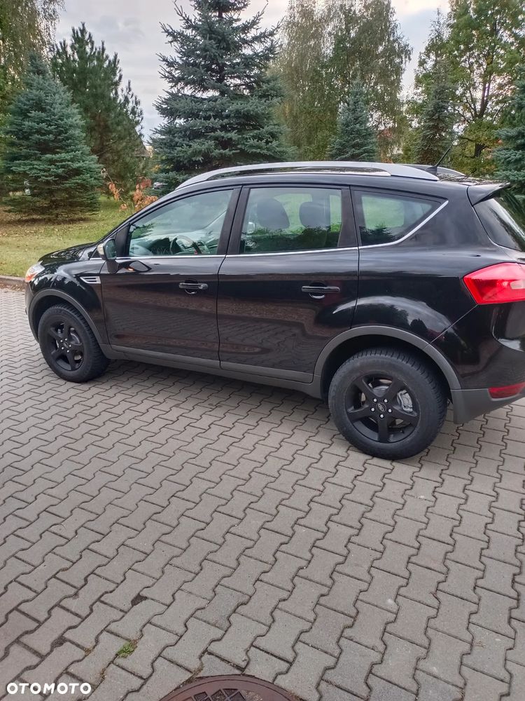 Ford Kuga - 3