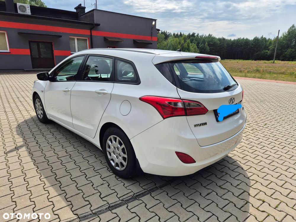 Hyundai i30 1.6 CRDi Classic - 4
