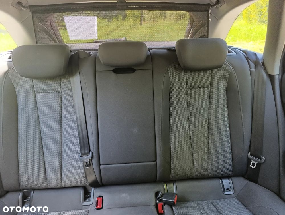 Audi A4 Avant 2.0 TDI S tronic sport - 27