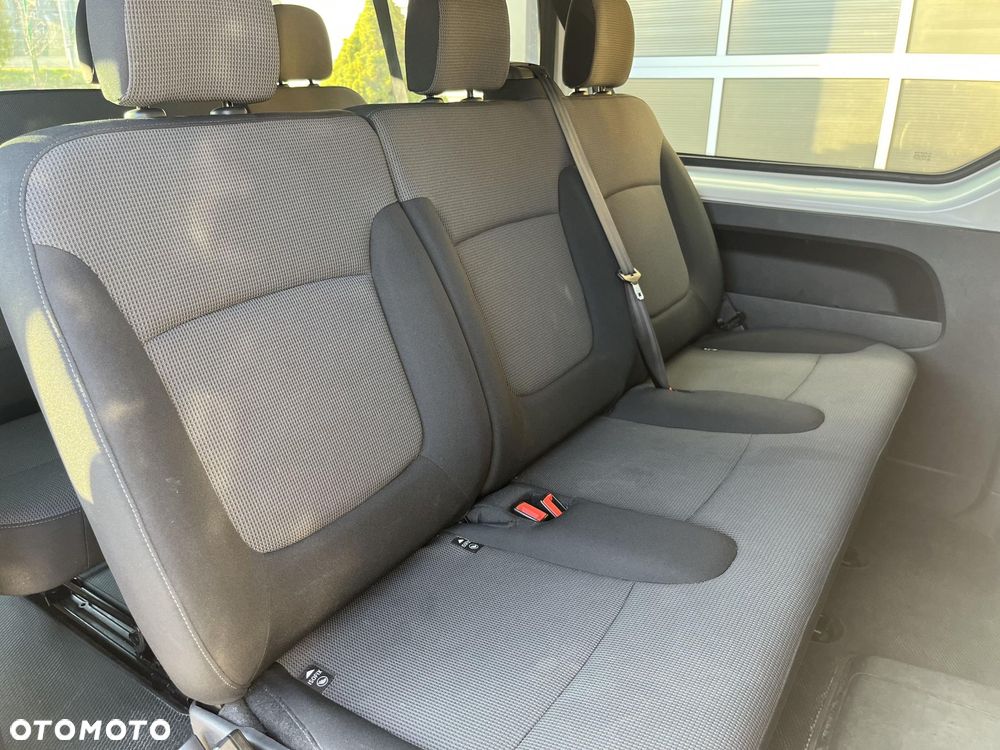 Renault Trafic - 16