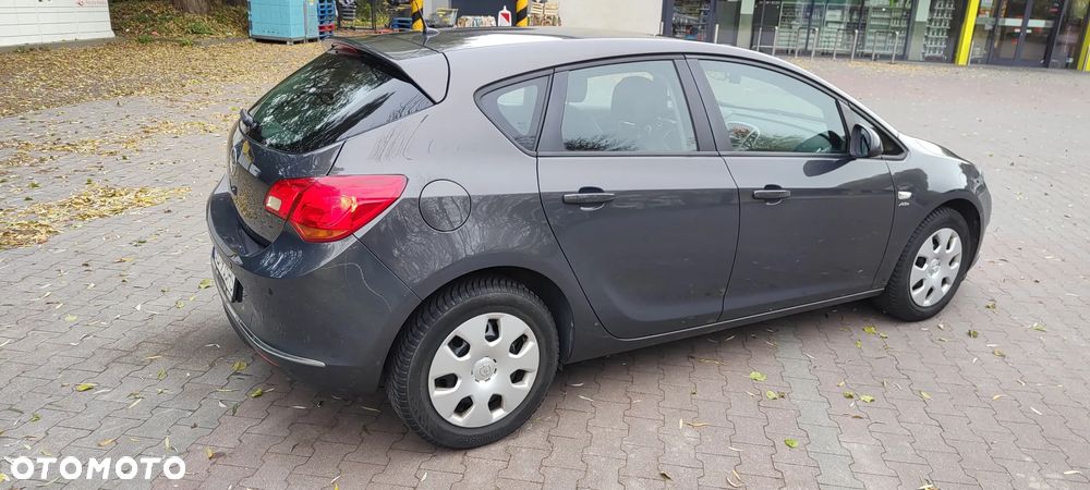 Opel Astra 1.6 Active - 8