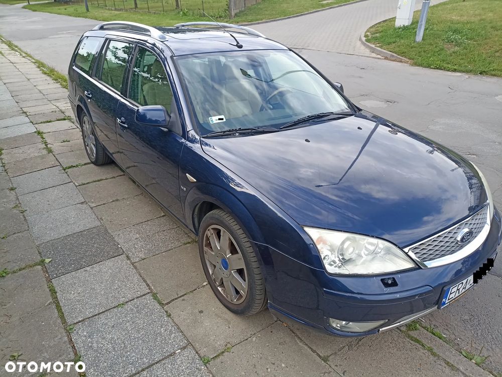 Ford Mondeo 2.5 V6 Ghia X - 2
