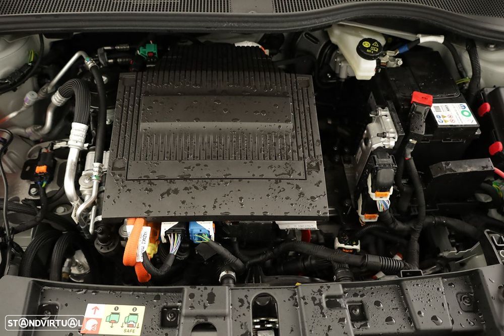 Jeep Avenger 54 kWh Summit - 24