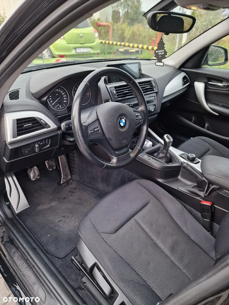 BMW Seria 1 118i - 20