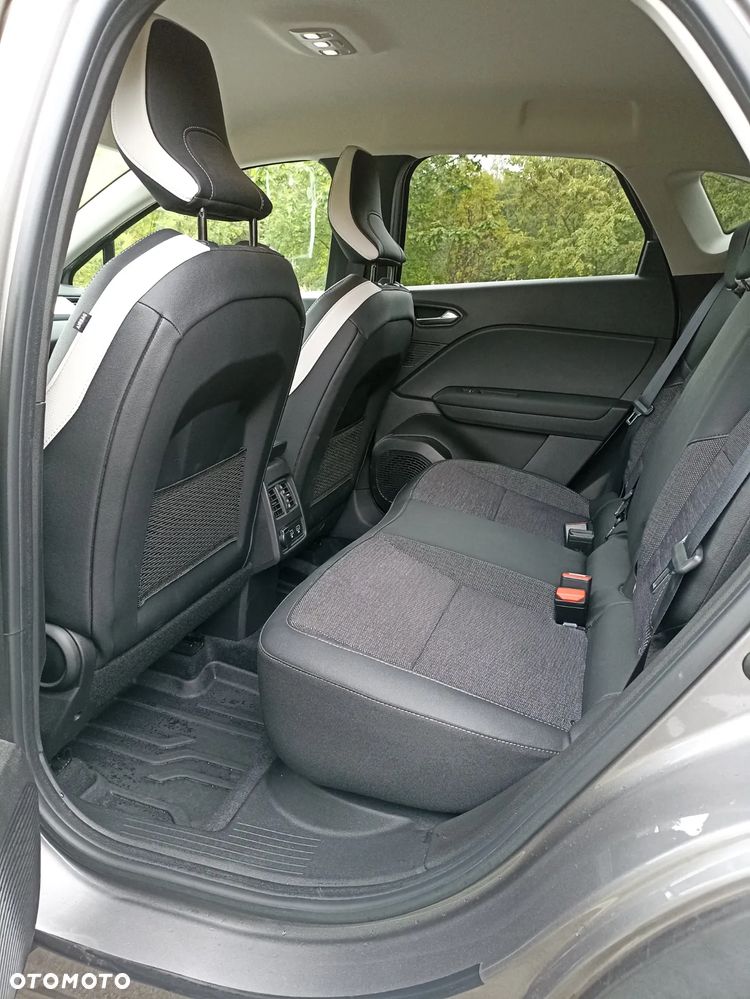 Renault Captur - 19