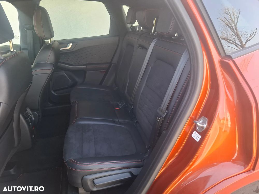 Ford Kuga 2.0 EcoBlue A8 AWD ST Line - 32