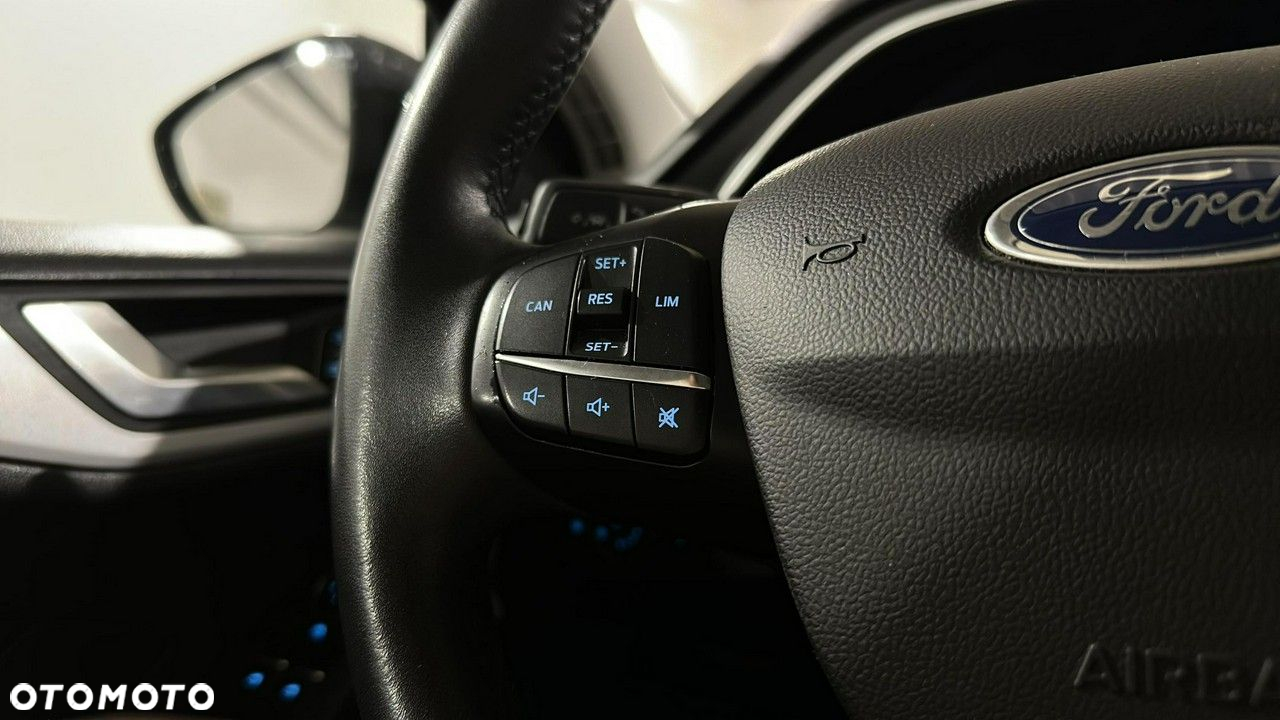 Ford Focus - 22