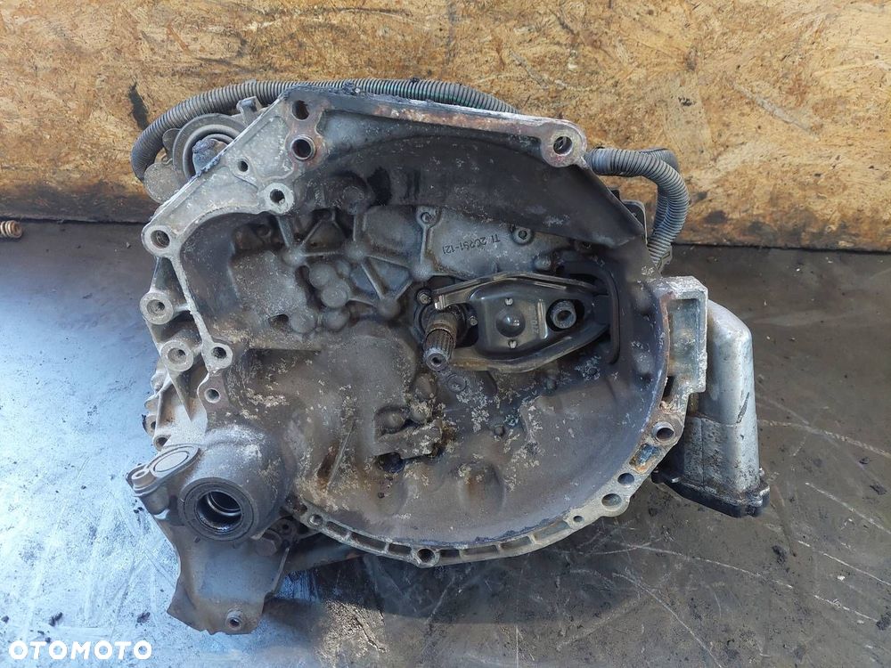 SKRZYNIA BIEGÓW + WYBIERAK SKRZYNI CITROEN C3 I 1.6 16V 20CP63 9649394480 - 1