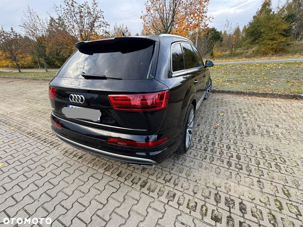 Audi SQ7 - 10