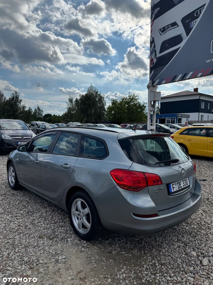 Opel Astra 1.3 CDTI DPF Active - 4