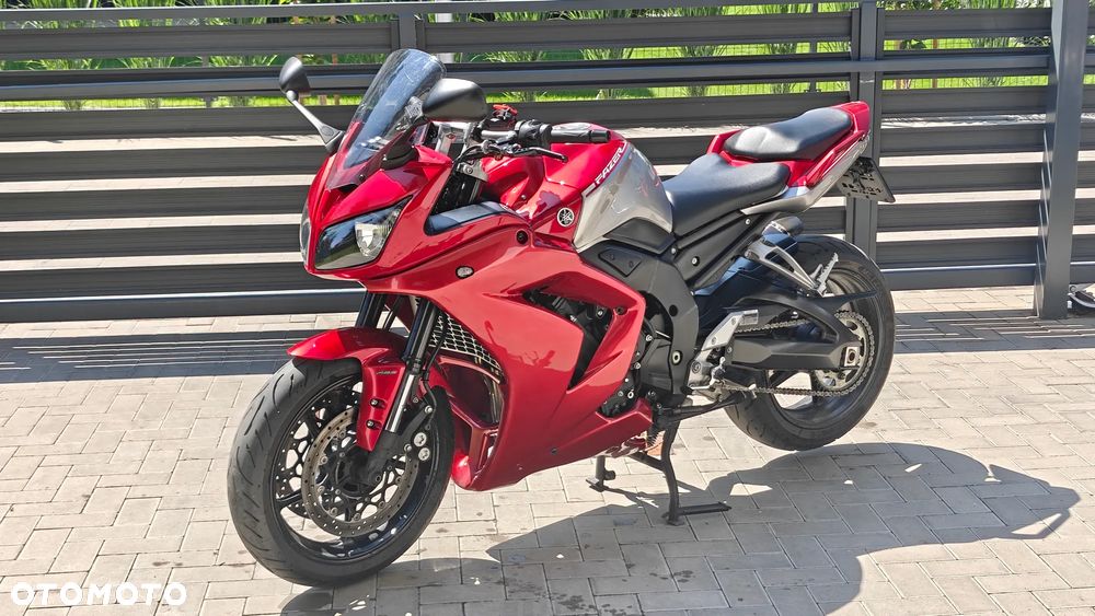 Yamaha FZ - 1