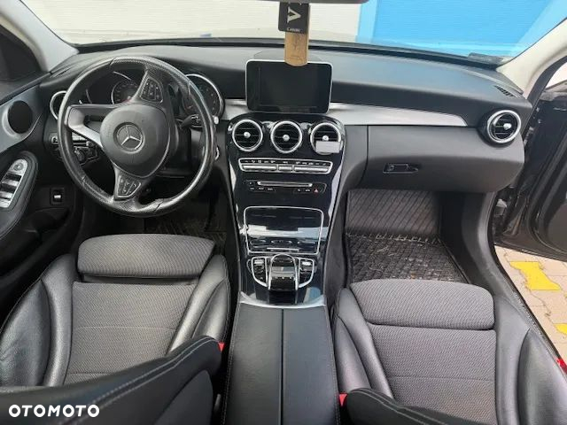 Mercedes-Benz Klasa C 200 4-Matic 7G-TRONIC - 5