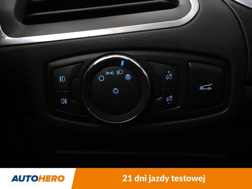 Ford Edge 2.0 TDCi Twin-Turbo 4WD Titanium - 33