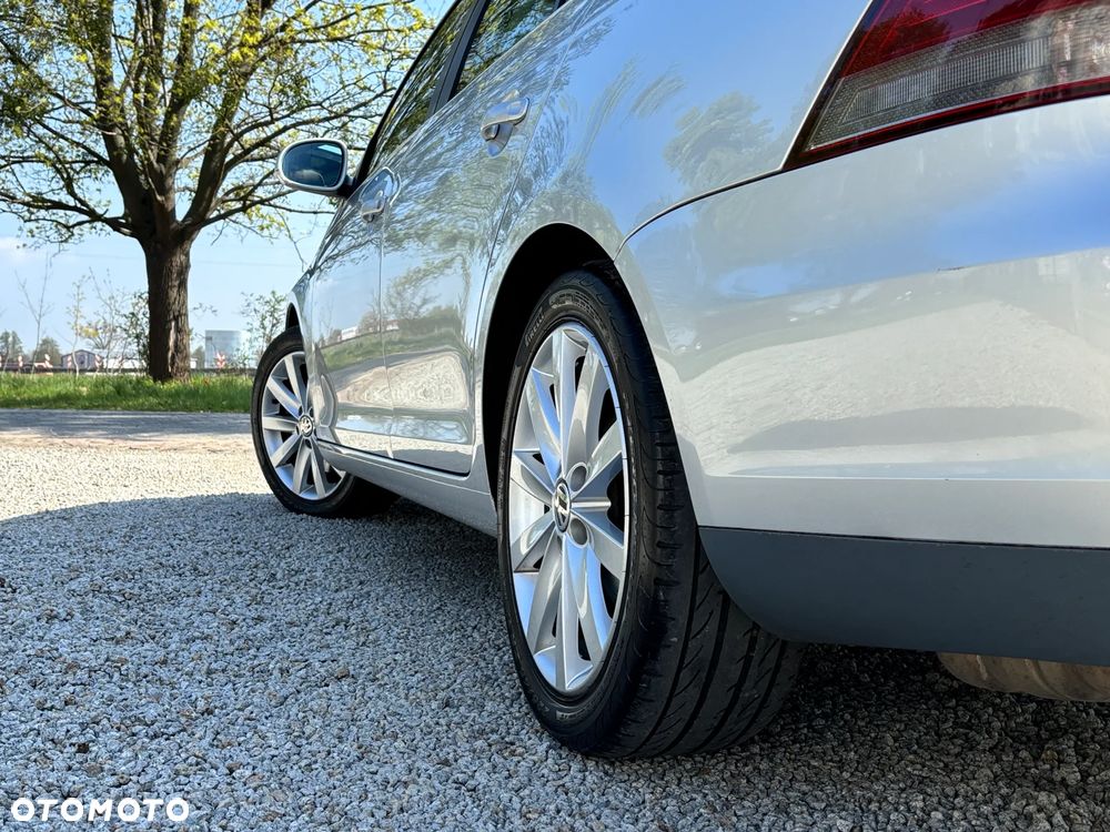 Volkswagen Golf 2.0 TDI DPF Highline - 28