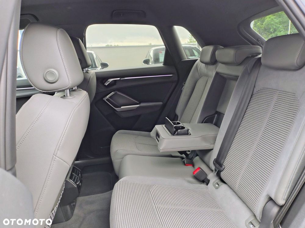 Audi Q3 35 TFSI mHEV S-Line S tronic - 20