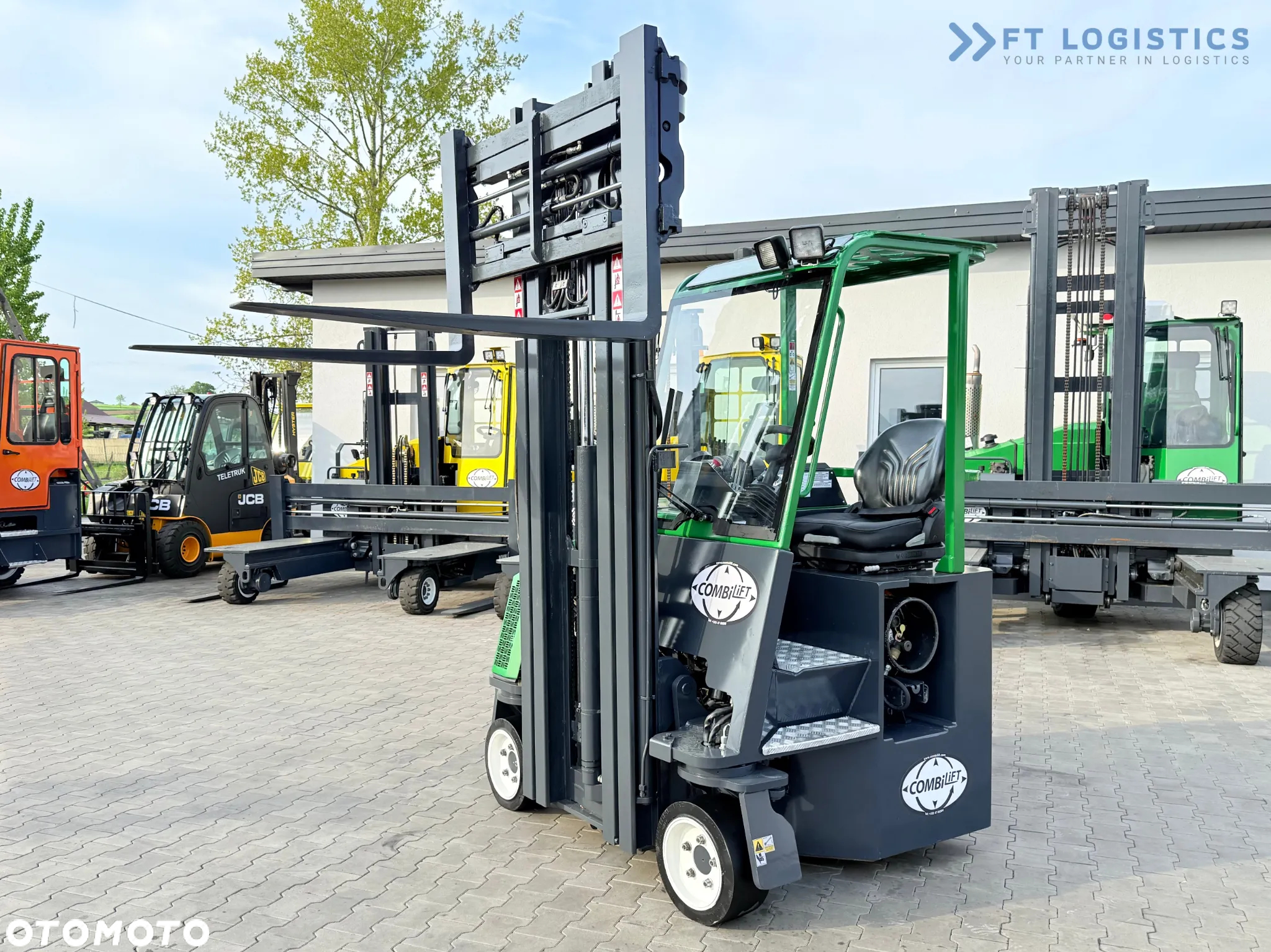 Combilift C3000CB / GAZ / TRIPLEX - 6500MM / WOLNY SKOK / POZYCJONER / PRZESUW BOCZNY / STAN IDEALNY - 2