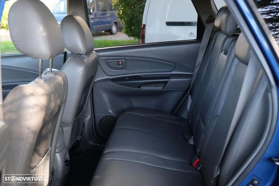 Hyundai Tucson 2.0 CRDi Comfort 4WD - 14