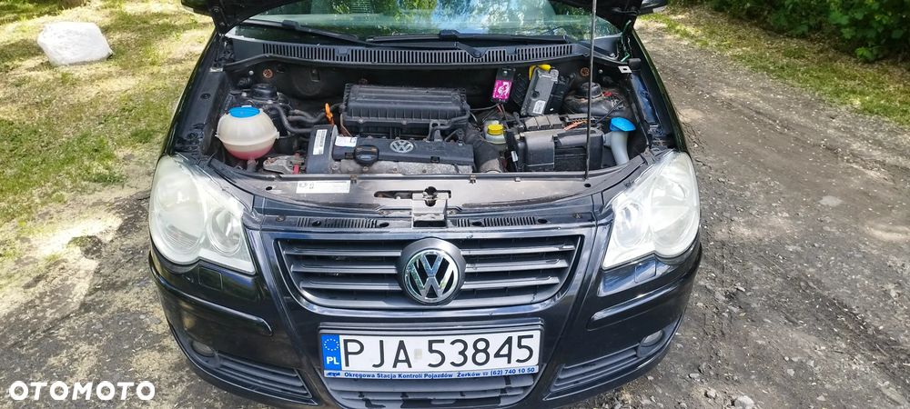 Volkswagen Polo 1.4 16V Comfortline - 4