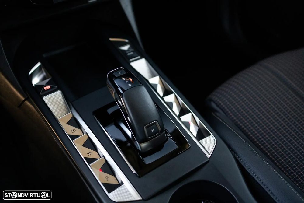 DS DS3 Crossback 1.2 PureTech Performance Line EAT8 - 10