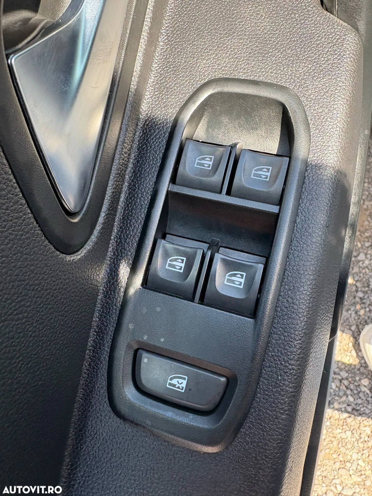 Dacia Duster 1.5 Blue dCi 4WD Essential - 7