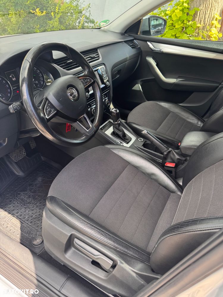 Skoda Octavia 2.0 TDI DSG Drive - 7