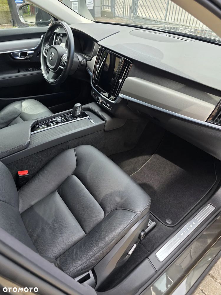 Volvo V90 B4 D Geartronic Momentum Pro - 23