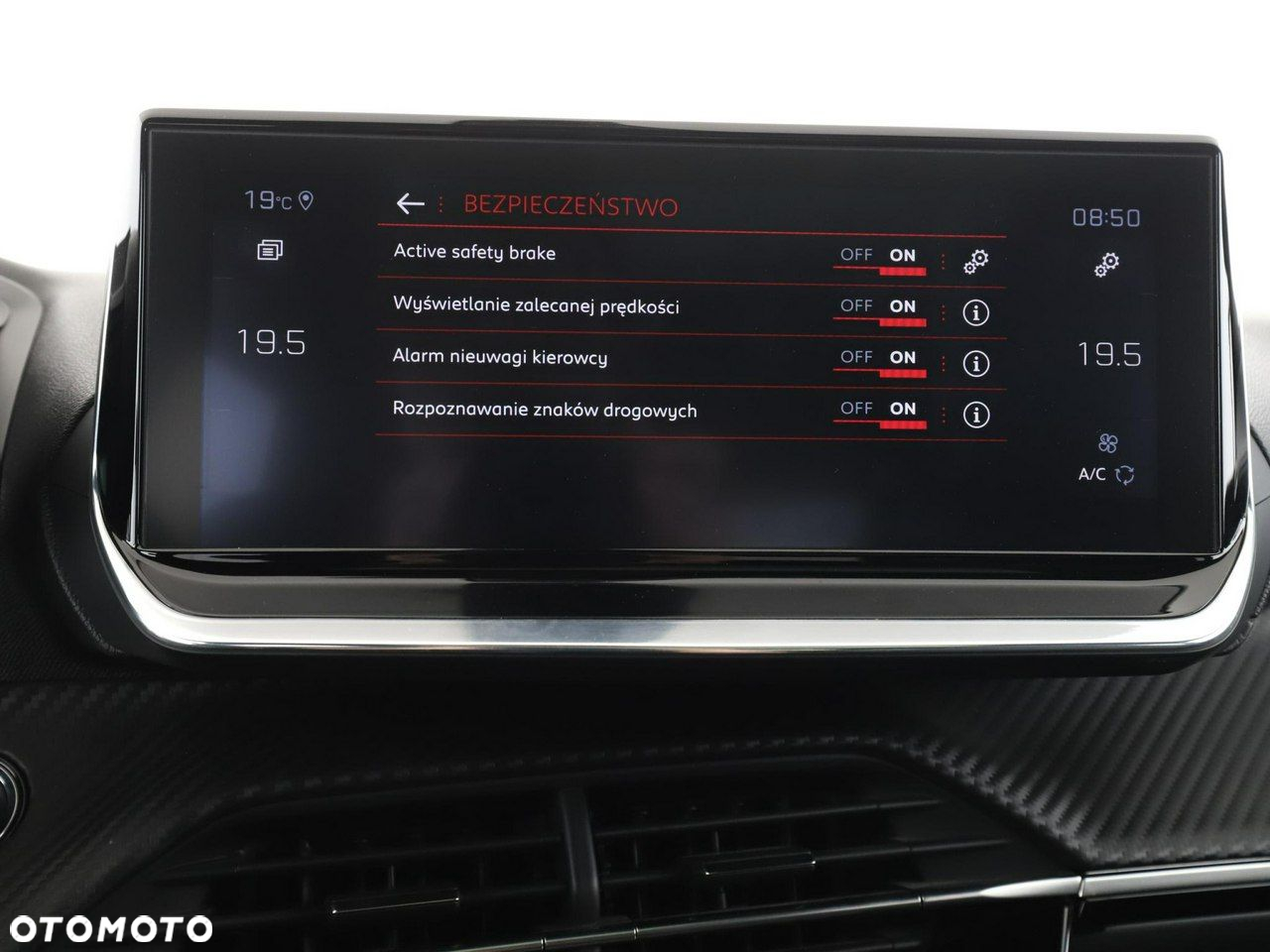 Peugeot 2008 1.2 PureTech GT Line S&S - 28