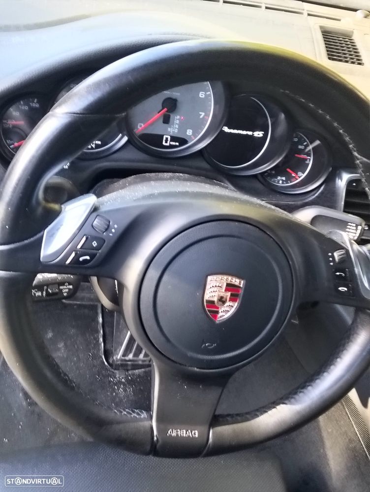 Porsche Panamera 4 S PDK - 37