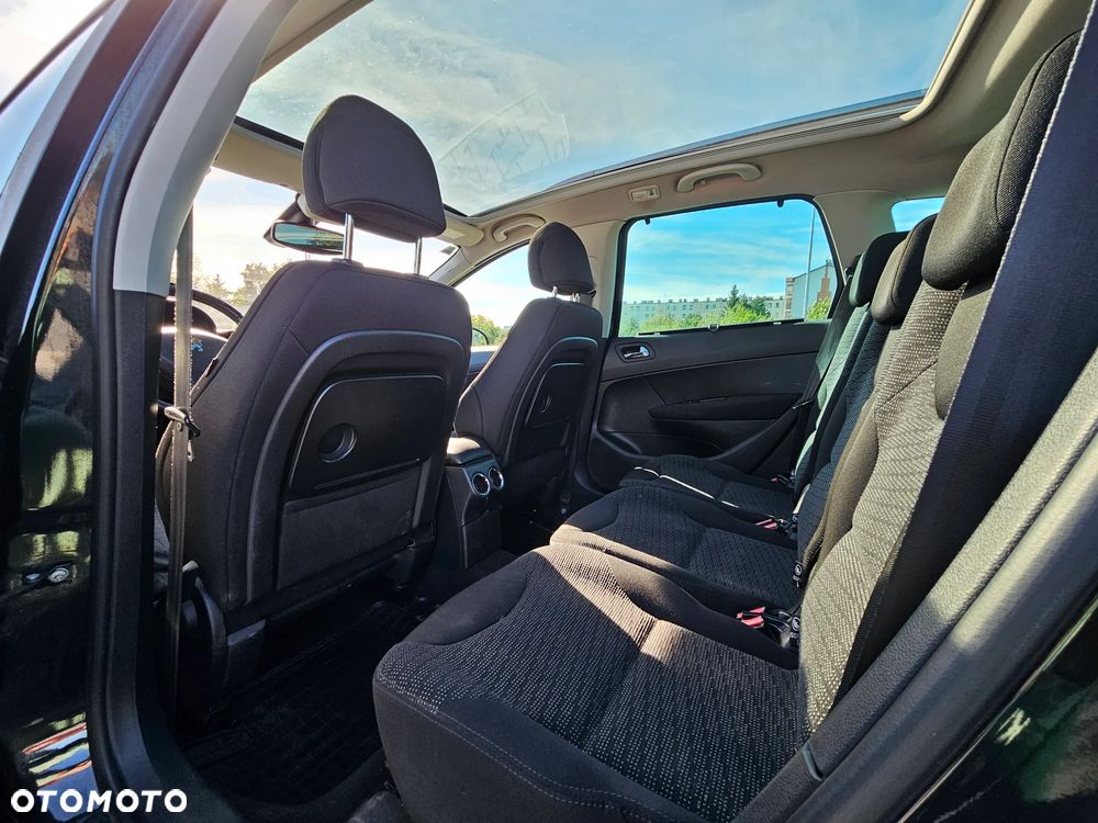 Peugeot 308 1.6 Premium - 8