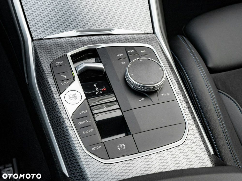 BMW Seria 3 318i M Sport - 18