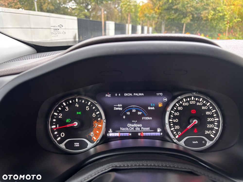 Jeep Renegade 1.4 MultiAir Limited - 25