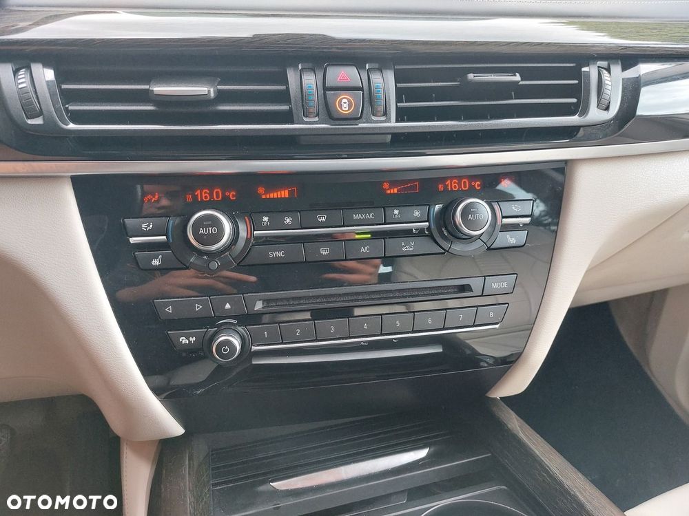 BMW X5 xDrive30d - 26