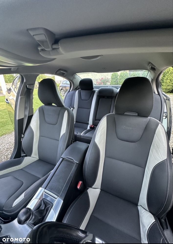 Volvo S60 - 7